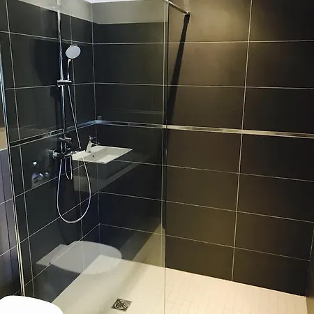 Apartman Moderne Deux Chambres, Vue Mer, En Centre Propriano