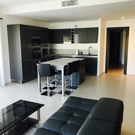 Moderne Deux Chambres, Vue Mer, En Centre Propriano