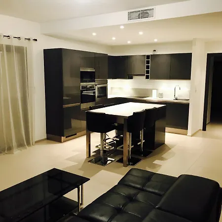 Apartman Moderne Deux Chambres, Vue Mer, En Centre *
